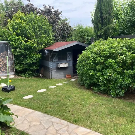 Charming House, 7p, 25mn Paris Center, Swimming Pool Holiday home *