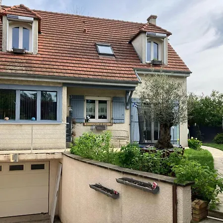Charming House, 7p, 25mn Paris Center, Swimming Pool